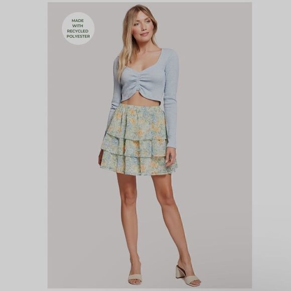 NWTs Lost + Wander Mountain Bloom Tiered Miniskirt Size Medium - Picture 2 of 13
